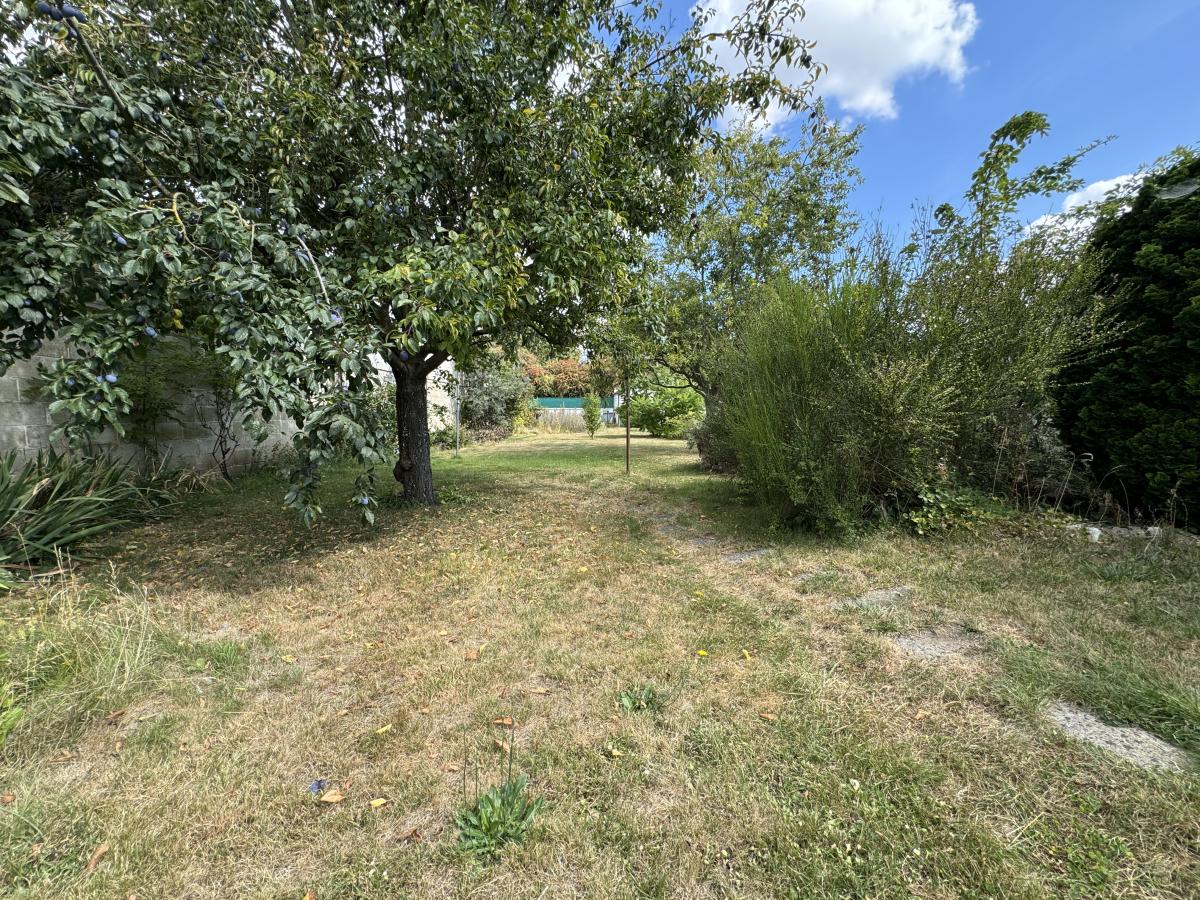 Maison de ville proche Valenciennes Marly secteur Golf type 4 jardin garage