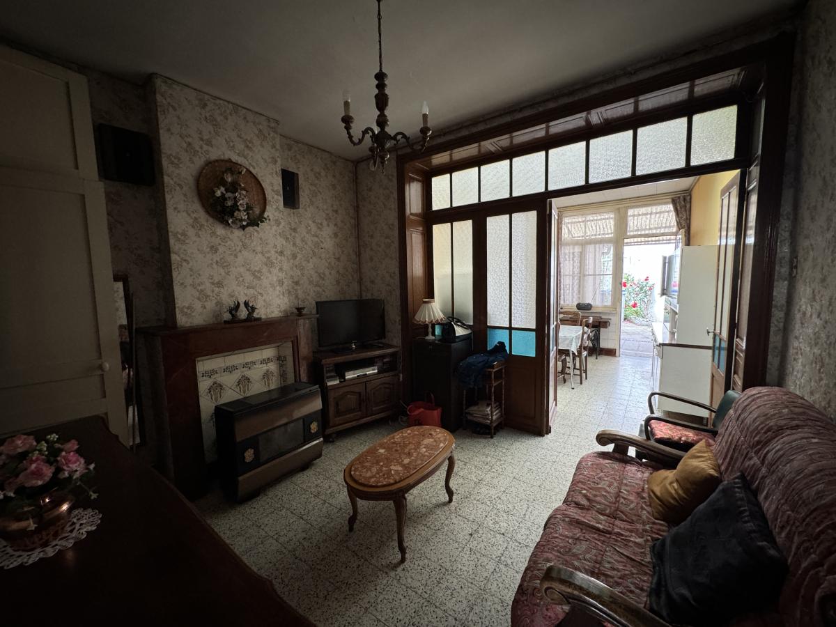 Maison de ville à rénover à Denain 2 ch poss 3