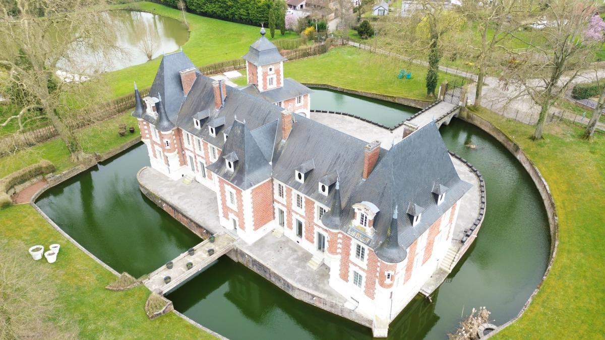 Magnifique Château du XVIIIème Siècle à Vendre ? Proche de Valenciennes, Frontière Belge
