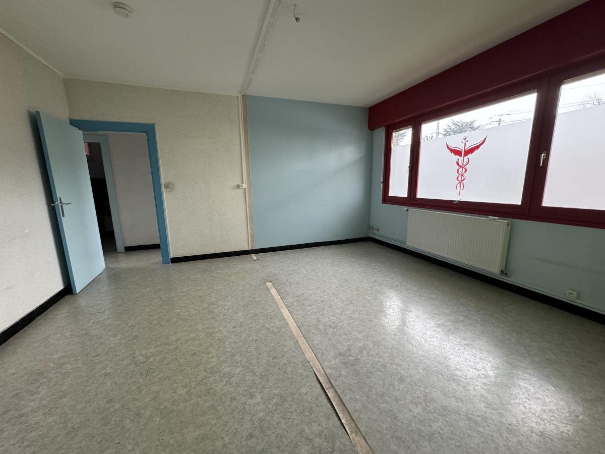 Appartement type 3 en rez-de-chaussée Valenciennes proche Rhônelle