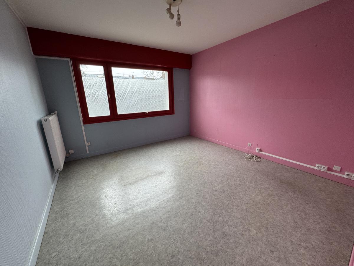 Appartement type 3 en rez-de-chaussée Valenciennes proche Rhônelle