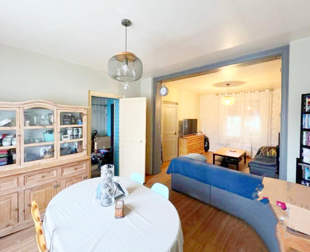 Ensemble Immobilier Rare à Romeries ? 2 Maisons sur plus de 4000 m² de Terrain !