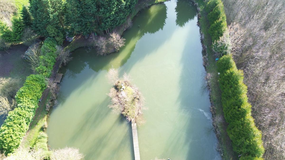 Terrain de loisir avec 