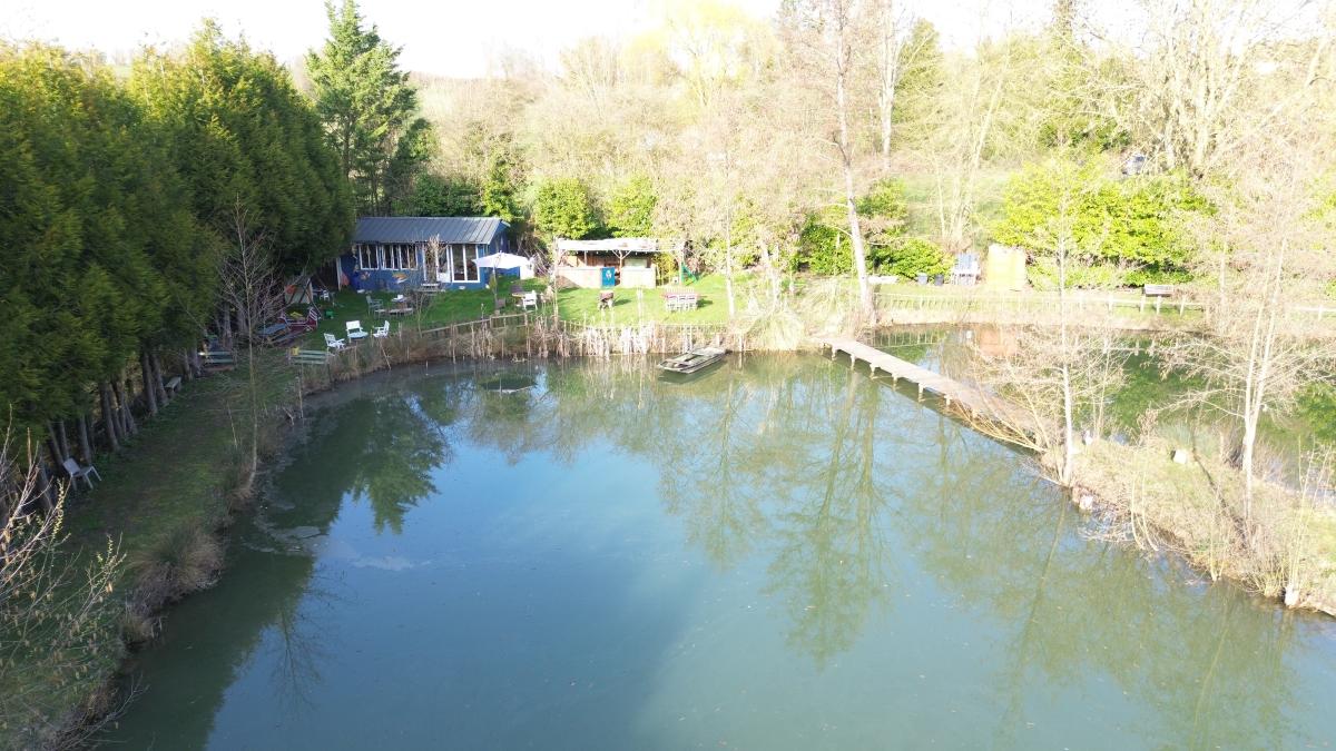 Terrain de loisir avec 