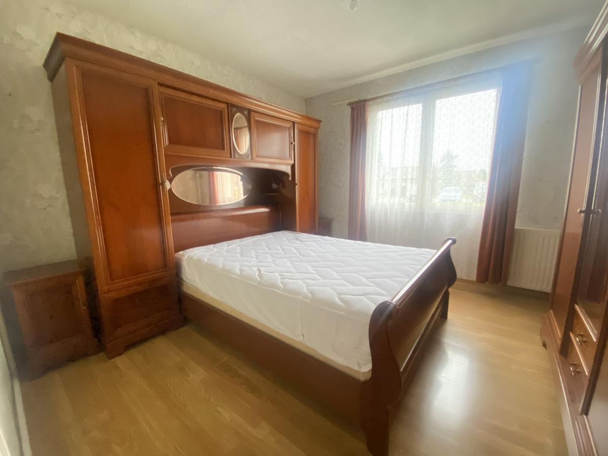 Aubry du Hainaut, pavillon individuel de plain-pied