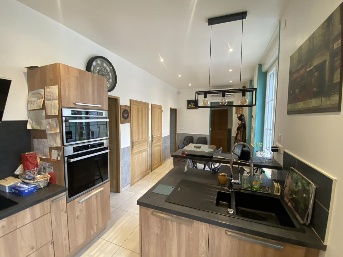 Corps de ferme plein de charme avec nombreuses d