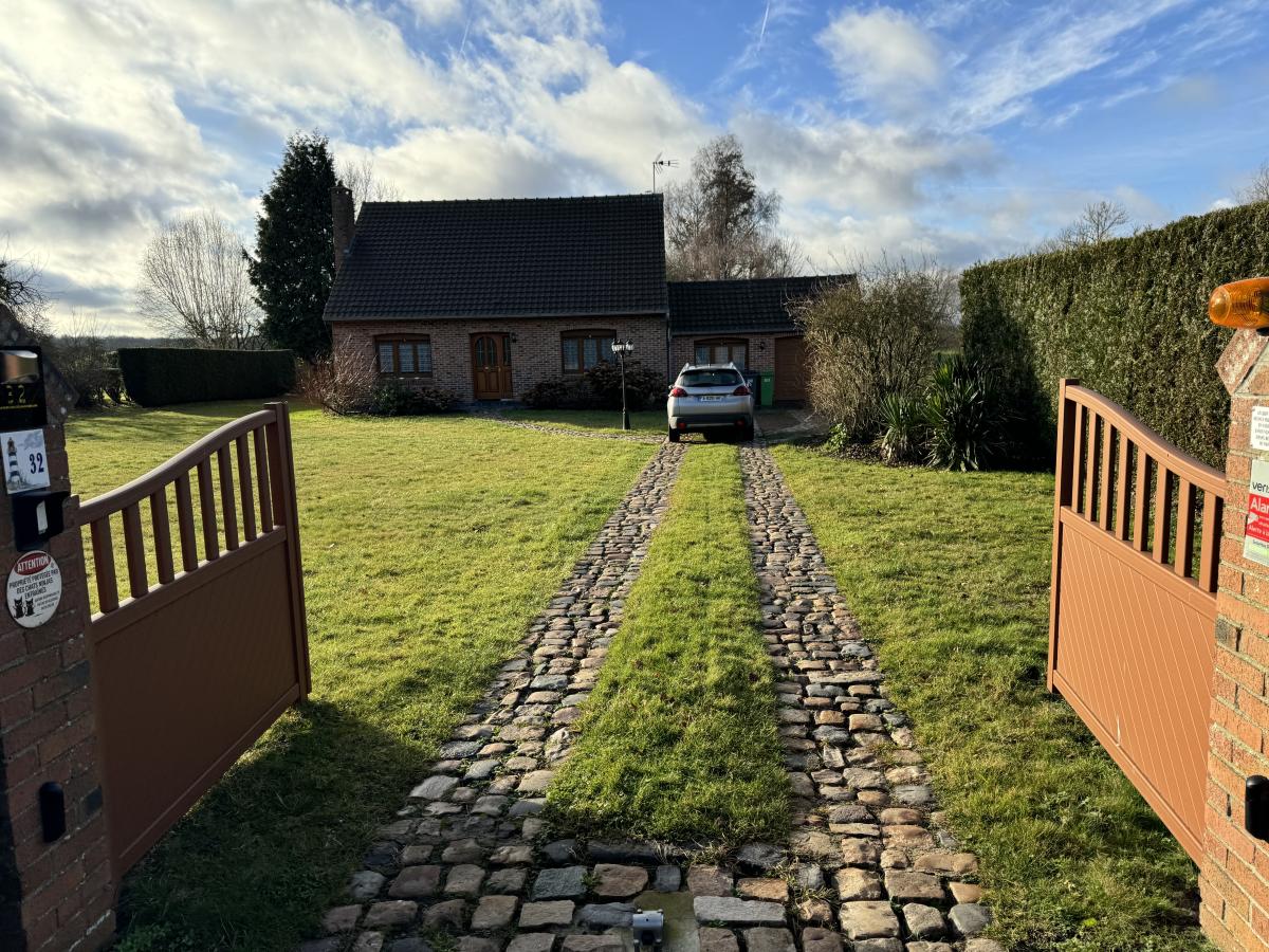 Pavillon individuel en semi plain-pied campagne Le Quesnoy 3 chambres garage jardin