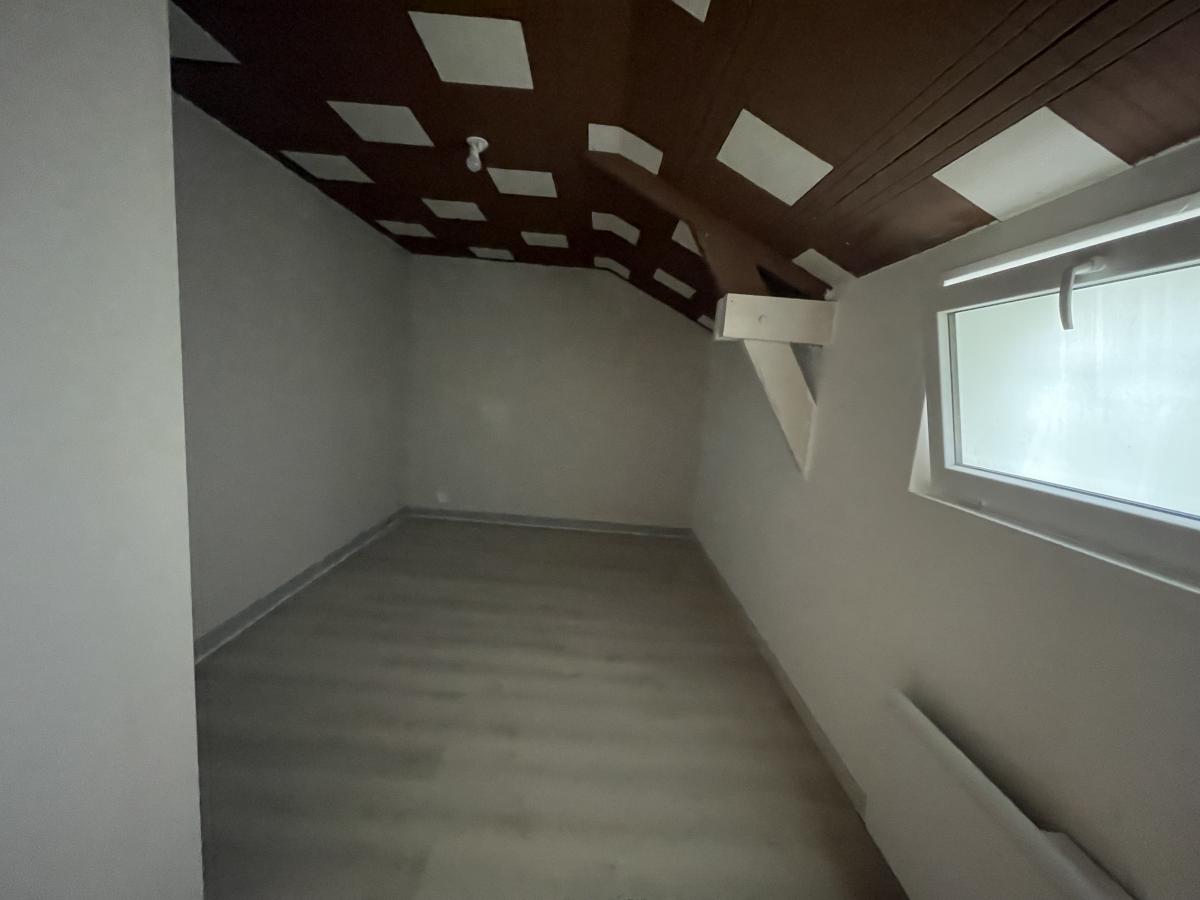 maison 2 chbre +garage 