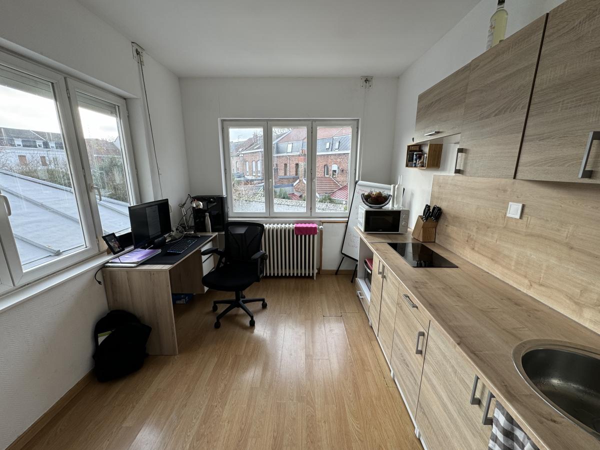Immeuble de rapport Valenciennes quartier Nungesser comprenant 5 lots lou
