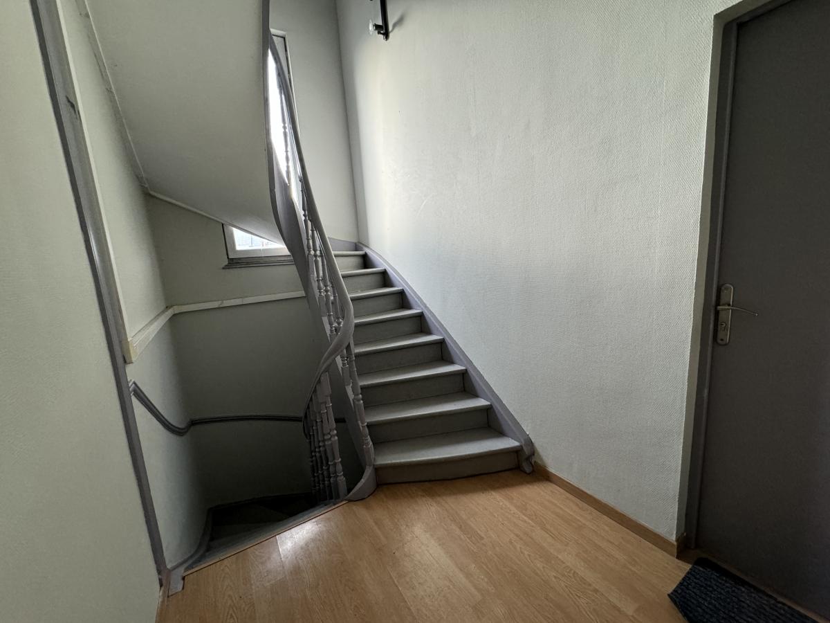 Immeuble de rapport Valenciennes quartier Nungesser comprenant 5 lots lou