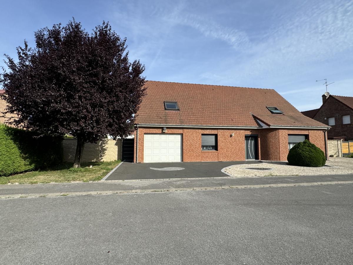 Pavillon individuel proche Valenciennes 5 chambres 2 salles de bains garage