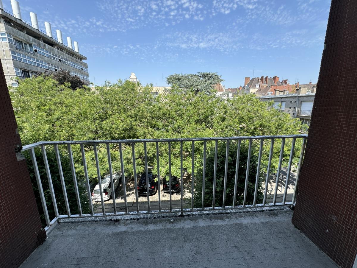 Appartement type 2 Valenciennes centre avec balcon