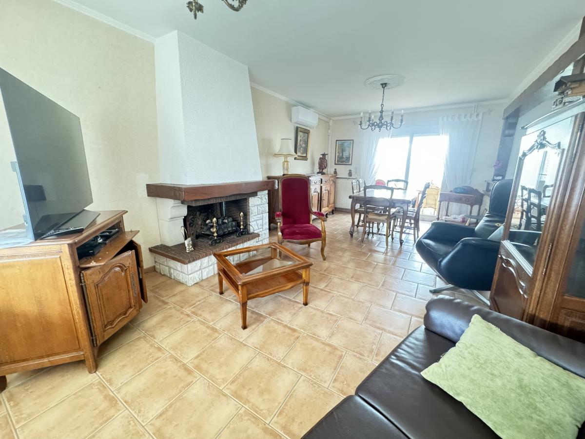 Maison semi-individuelle R